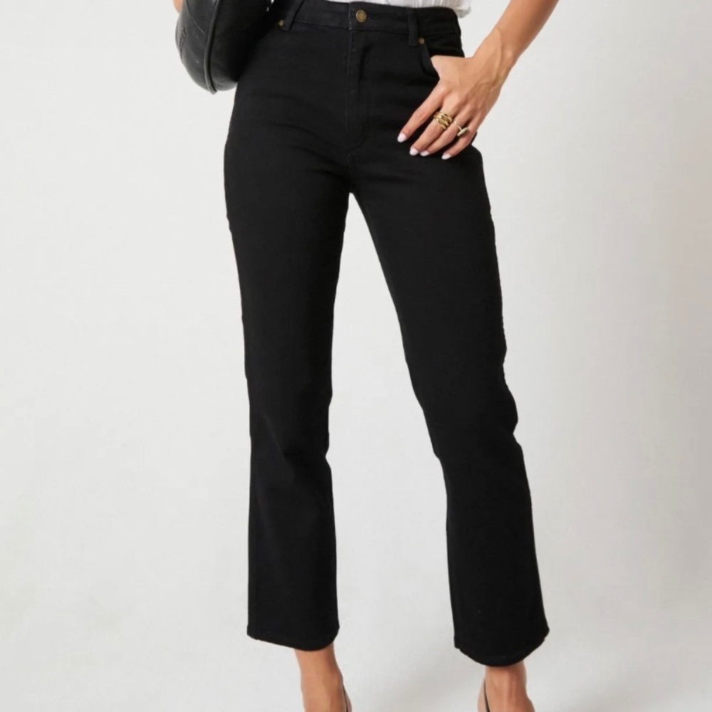 Rollas high rise straight black jean size 26